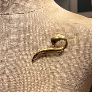 Gold-toned Mid-Century Abstract Brooch